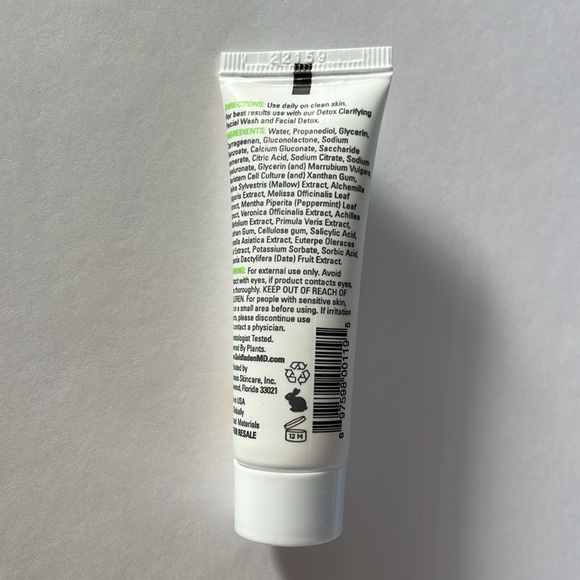 Bundle of hydrating moisturizers and face creams - Picture 4 of 12